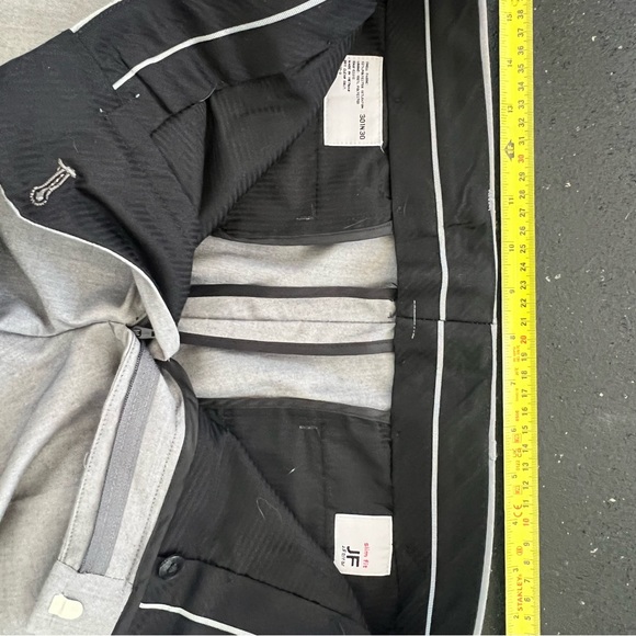 Light gray 3 piece slim fit suit 36Sx30 - Picture 12 of 12